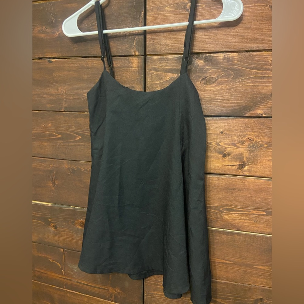 3 for $20💛 Mokingtop spaghetti straps blouse size small